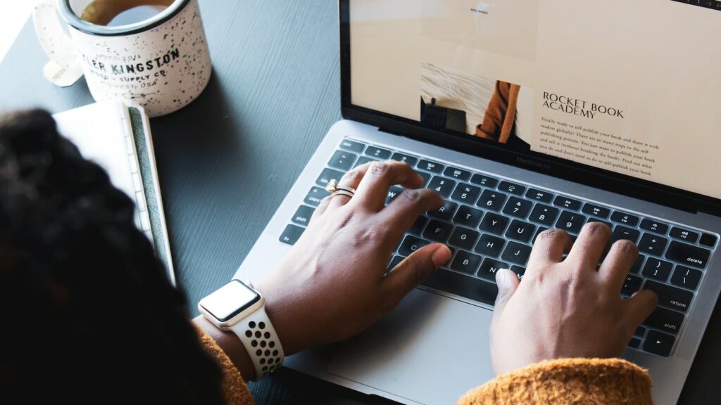 Essential Tips for Starting a Successful Blog in 2023
