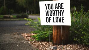 Harnessing the Power of Positive Thinking: Cultivating a Positive Mindset
