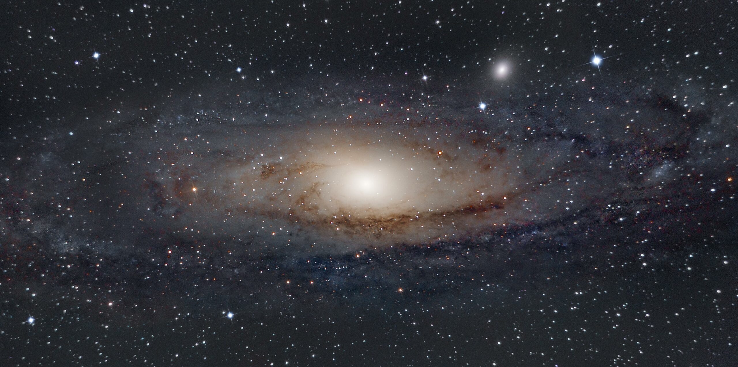 Astrophotography Unleashed: Capturing the Cosmos in Every Frame