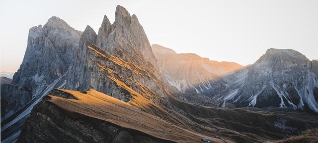 How to travel the world while working remotely