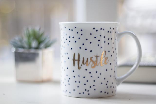 5 Side Hustles That Can Make You $10,000 a Month