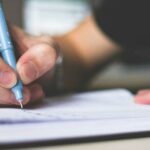 How to Write Product Descriptions Using AI