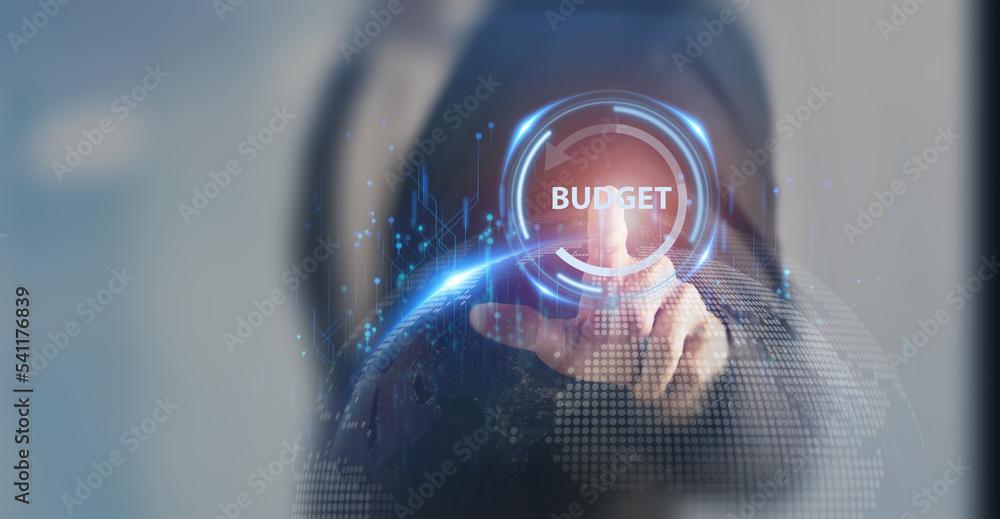 Harnessing AI for Smarter Budgeting and Expense Tracking
