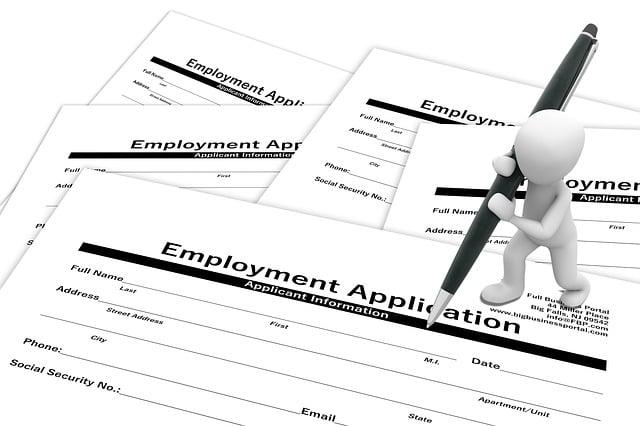Real-time Salary and Benefits Benchmarking Tools Based on Market Data