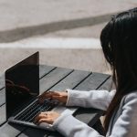 How Freelancers Use AI to Track Time and Automate Project Management