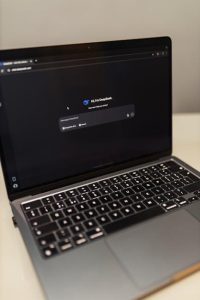 10 AI Tools That Help Remote Workers Stay Organized