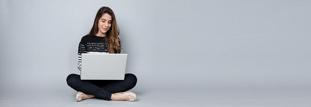 AI Tools That Help Lifestyle Bloggers Generate Daily Content Ideas