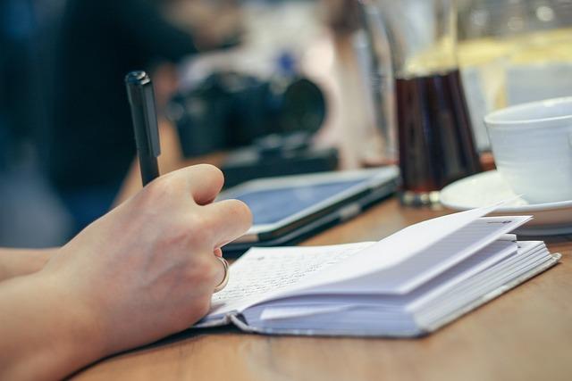 Evaluating the Impact of Automated Resume Feedback on Job Application Outcomes
