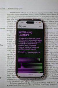 How to Use ChatGPT to Create Blog Content for Small Keywords