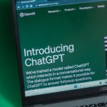How to Use ChatGPT to Turn Topics Into Blog Posts