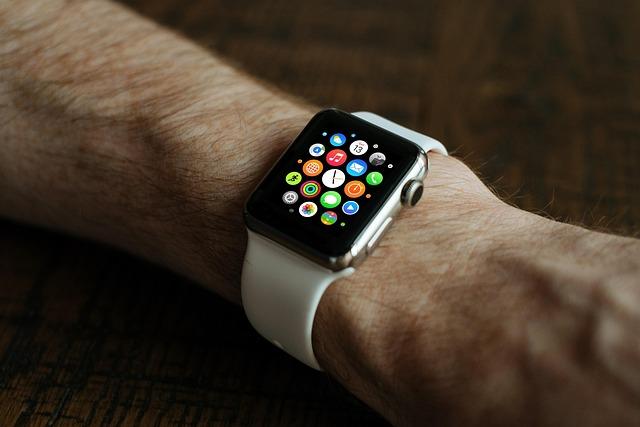 Comparing User Interfaces and Ease of Use in Top Electronic Signature Apps
