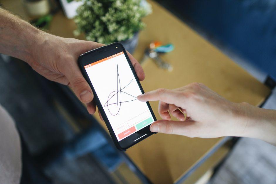 Evaluating Signature Authenticity and Compliance Standards