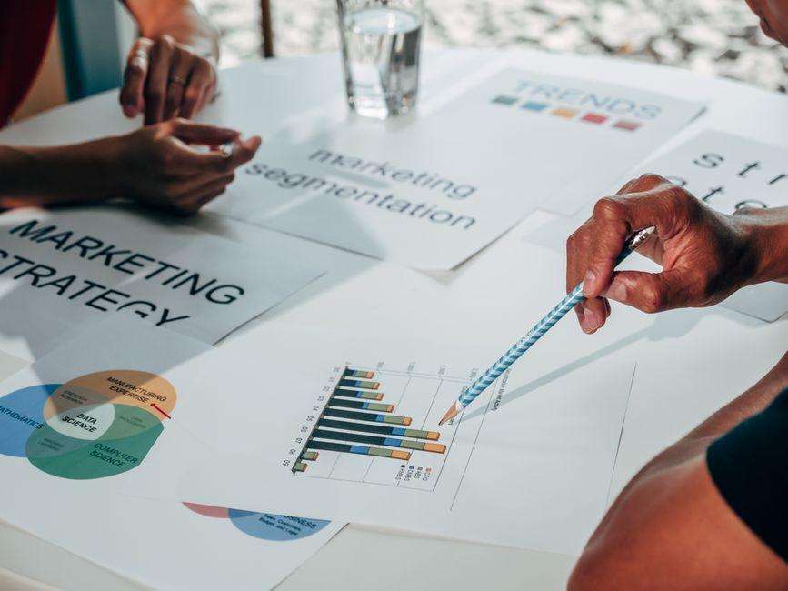 Measuring Trust Growth through Customer Story-Driven NPS Surveys