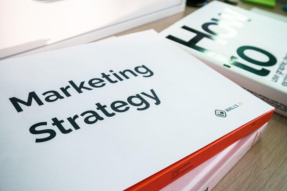 How to Use Customer Stories to Build Trust and Grow Your Sales